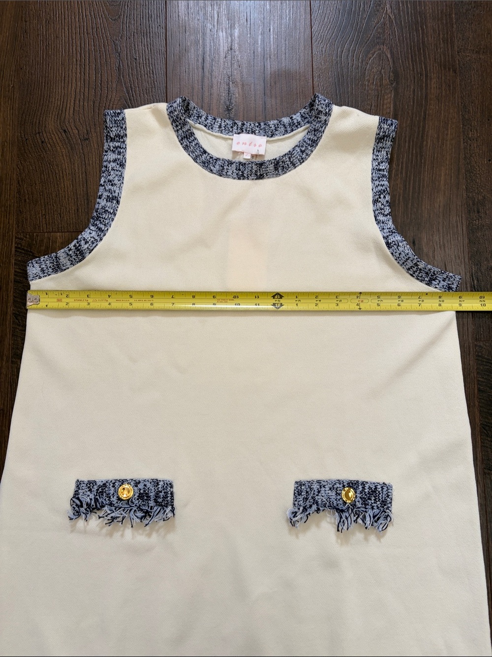 NWT entro Cream Sleeveless Top with Marled Black-White Trim - Picture 5 of 9